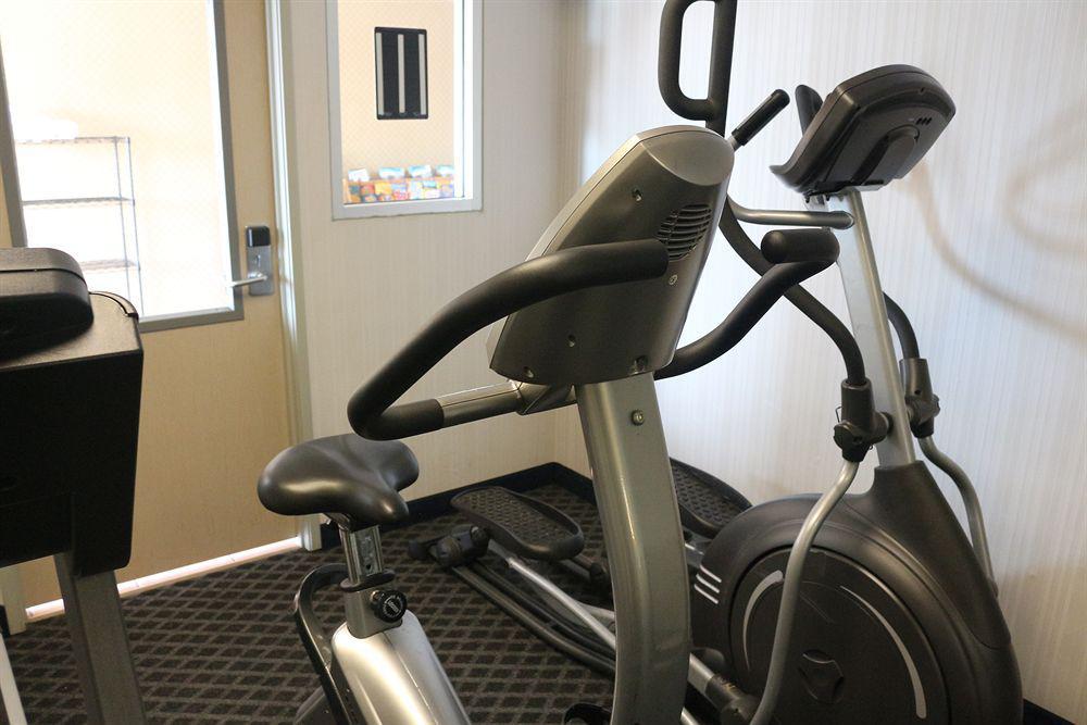 Comfort Suites Ню Браунфелс Екстериор снимка